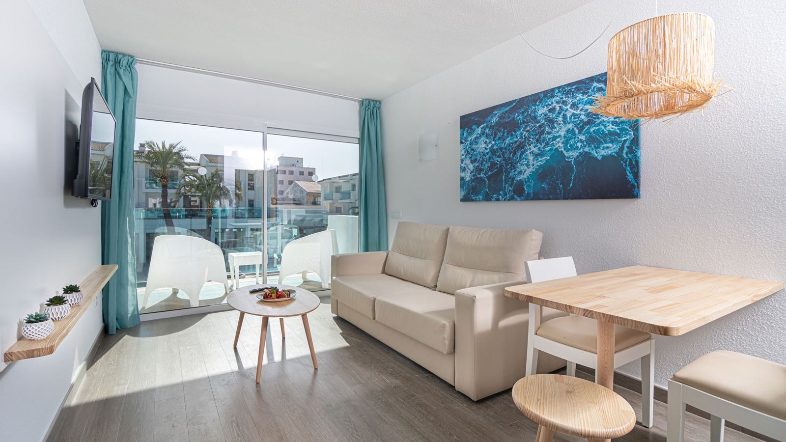 rooms-suite-balcon-or-terrace