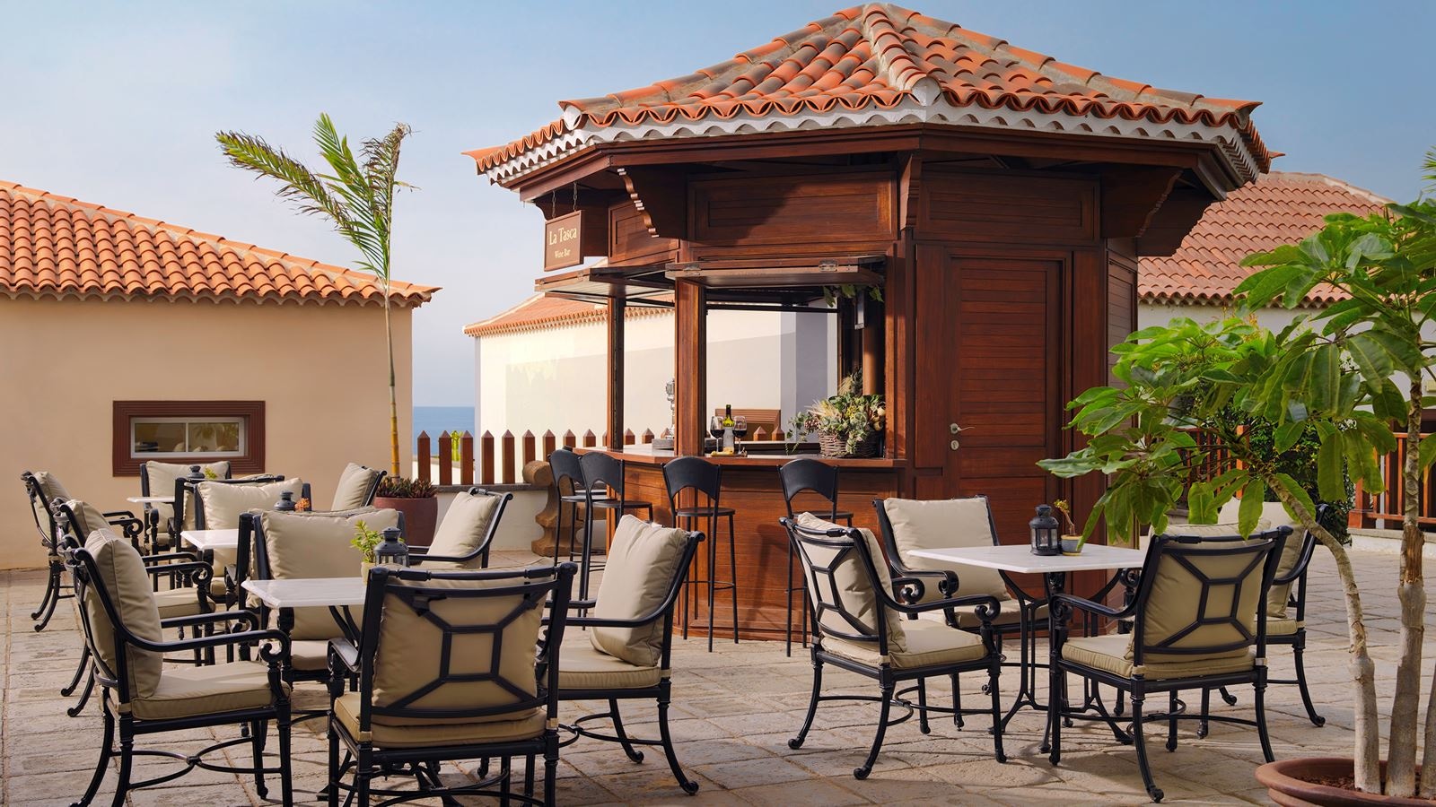 bars-la-tasca-wine-bar