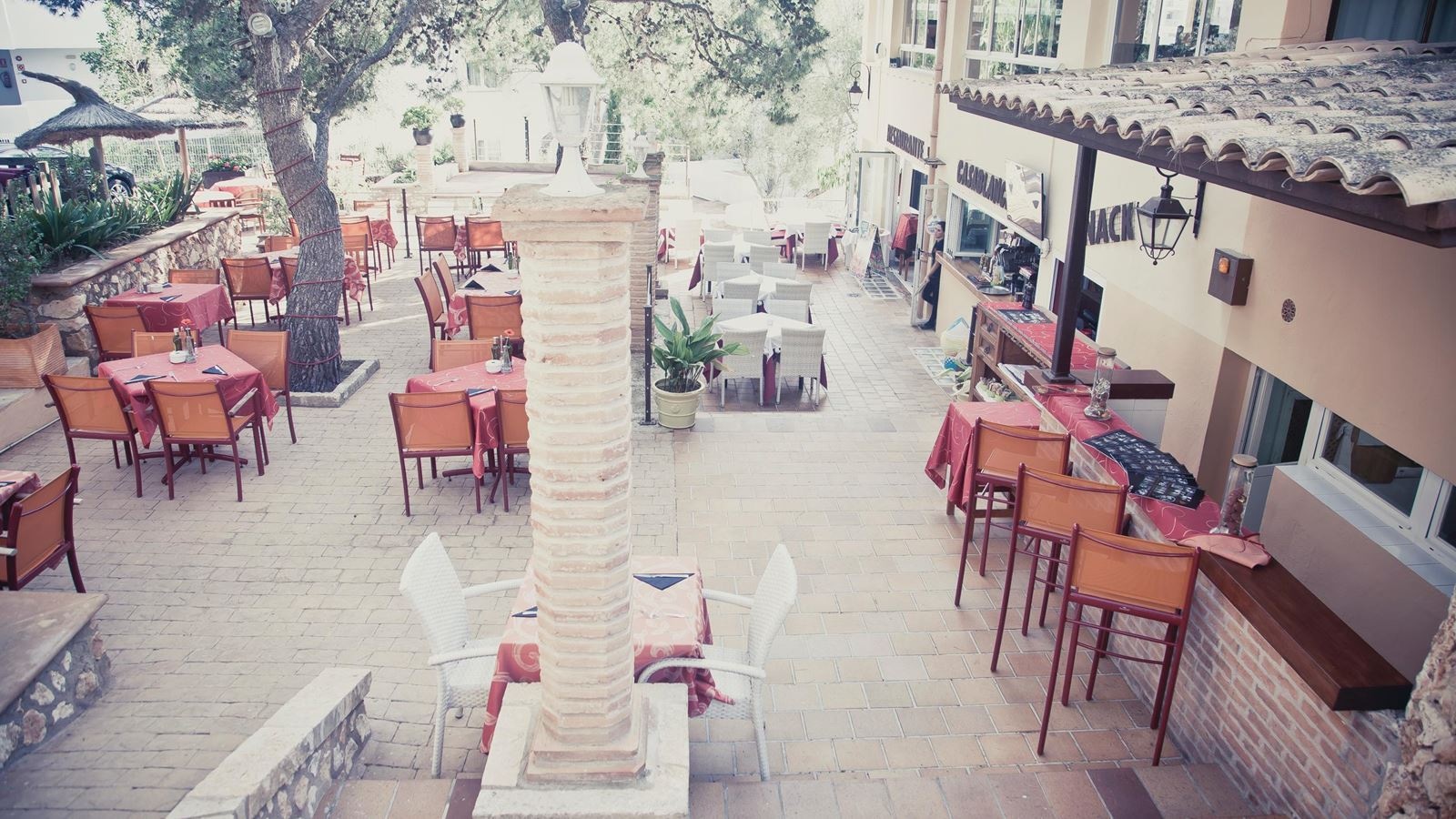 restaurants-restaurants