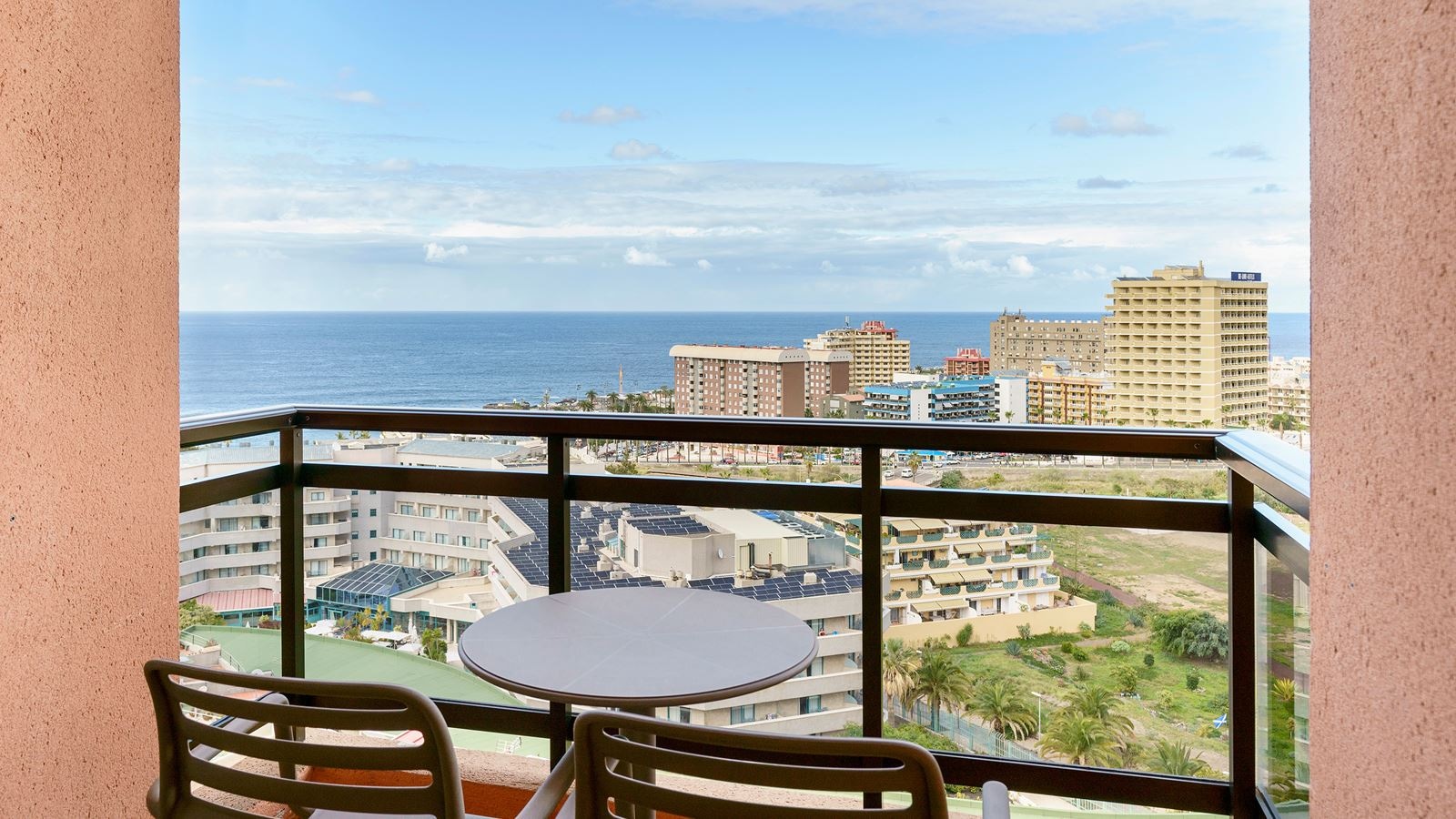 rooms-suite-ocean-front-view-balcony-or-terrace