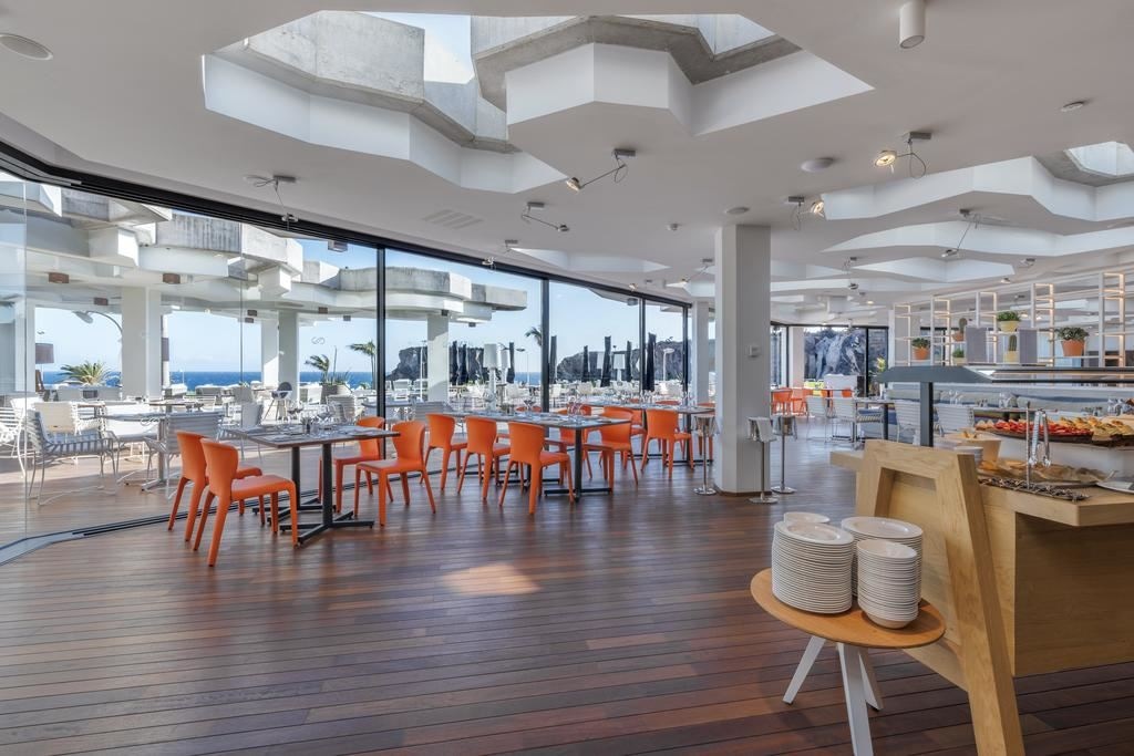 restaurants-olivia-mediterranean-market