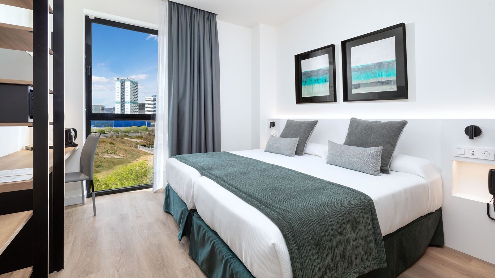 rooms-executive-room