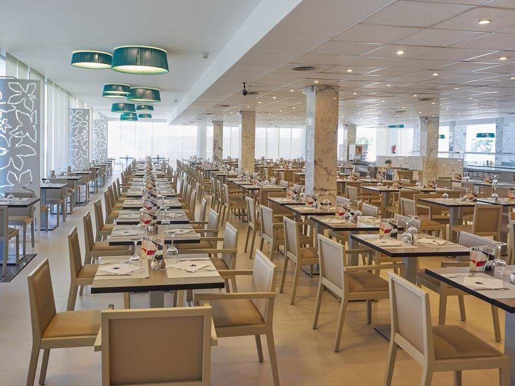 restaurants-restaurant