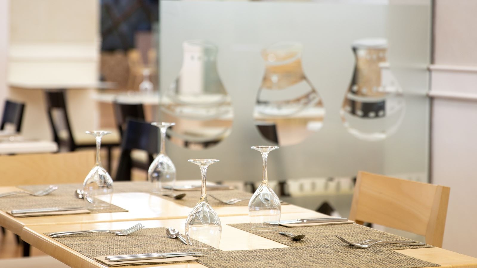 restaurants-buffet-restaurant