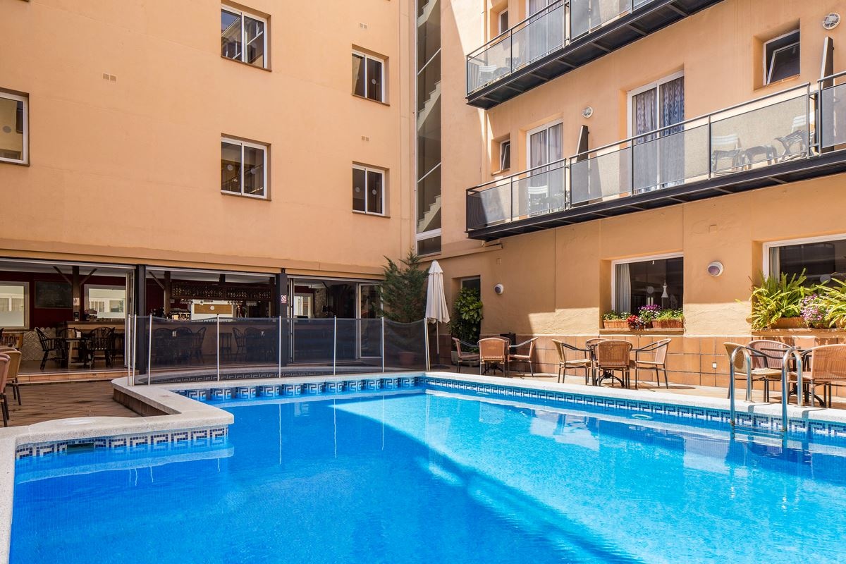 pools-outdoor--indoor-childrens-pool