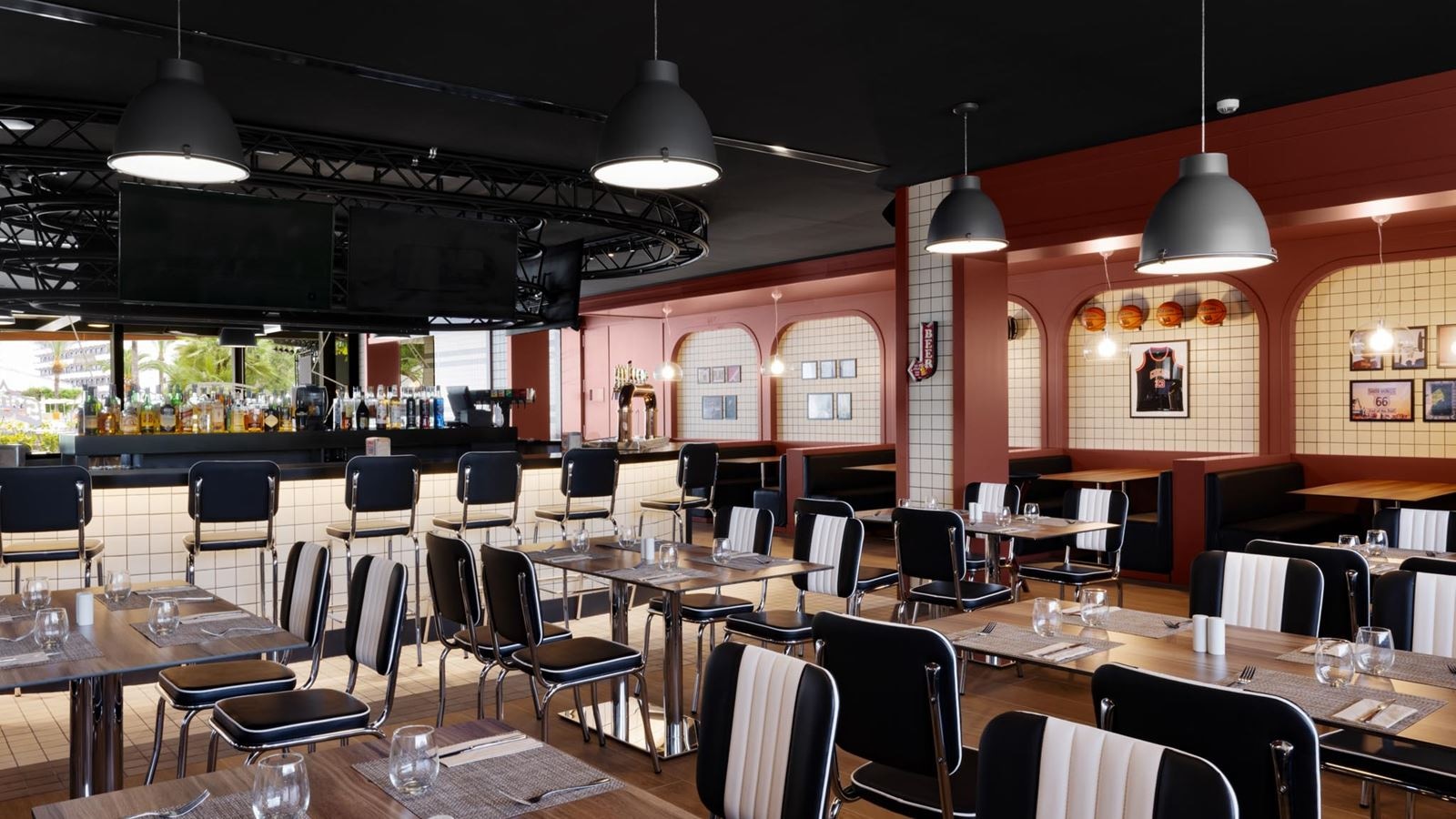 restaurants-sports-bar