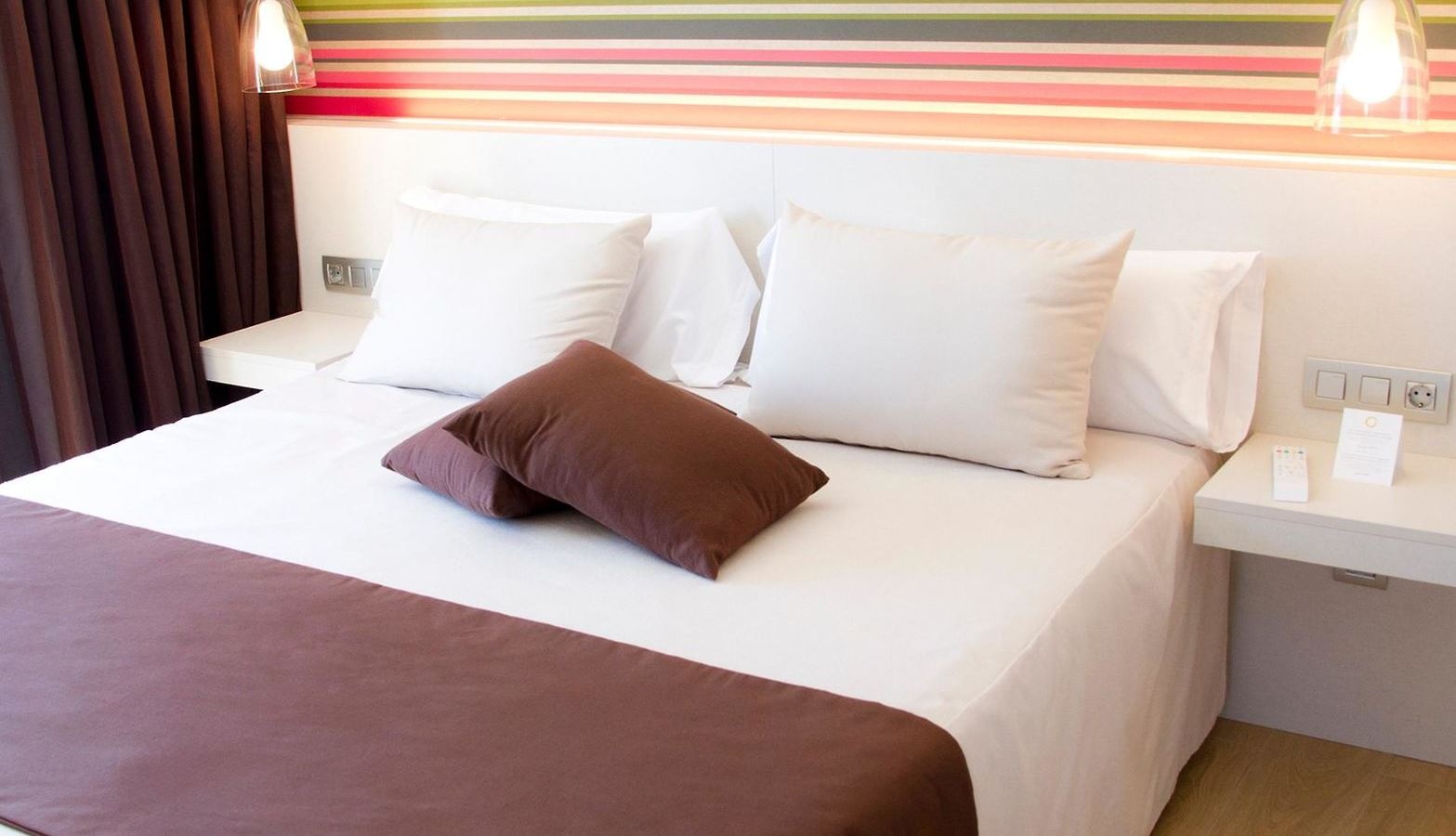 rooms-double-superior-room