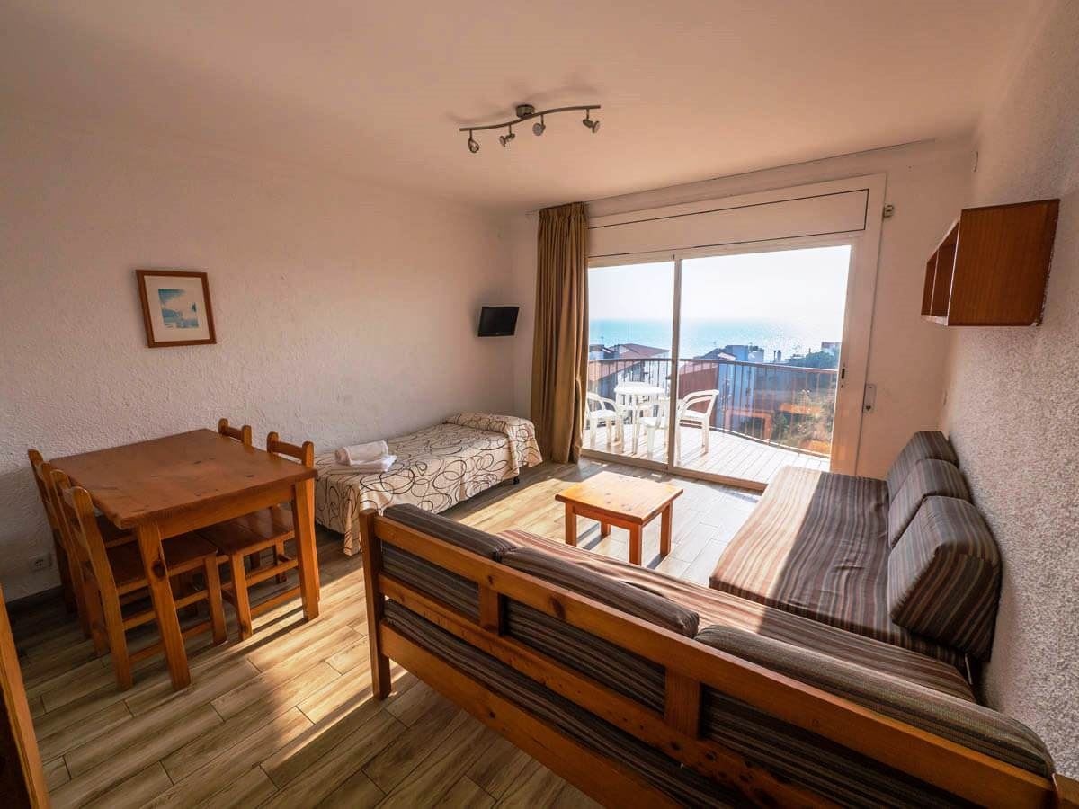 rooms-apartment-25-pax