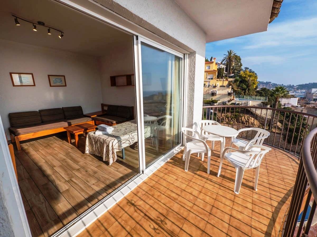 rooms-apartment-24-pax