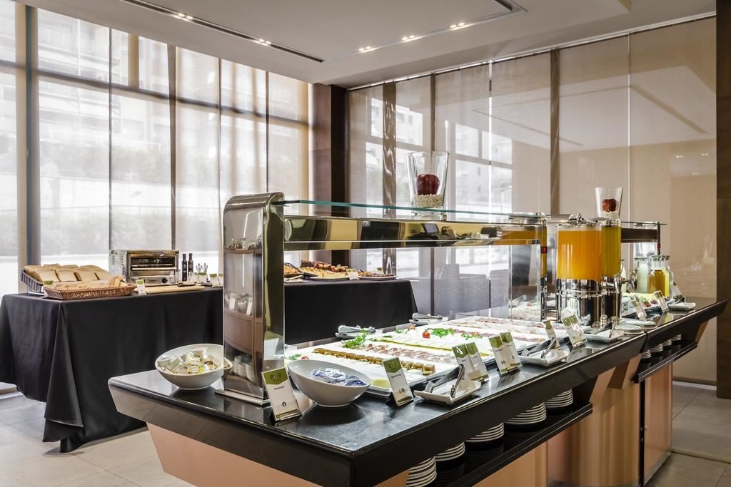 restaurants-restaurant