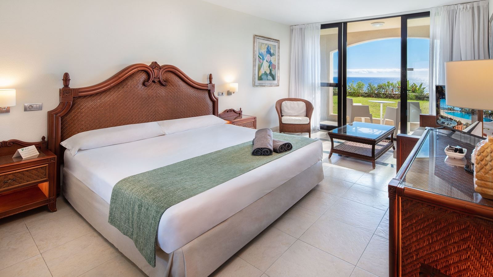 rooms-standard-room-sea-side-balcony-or-terrace