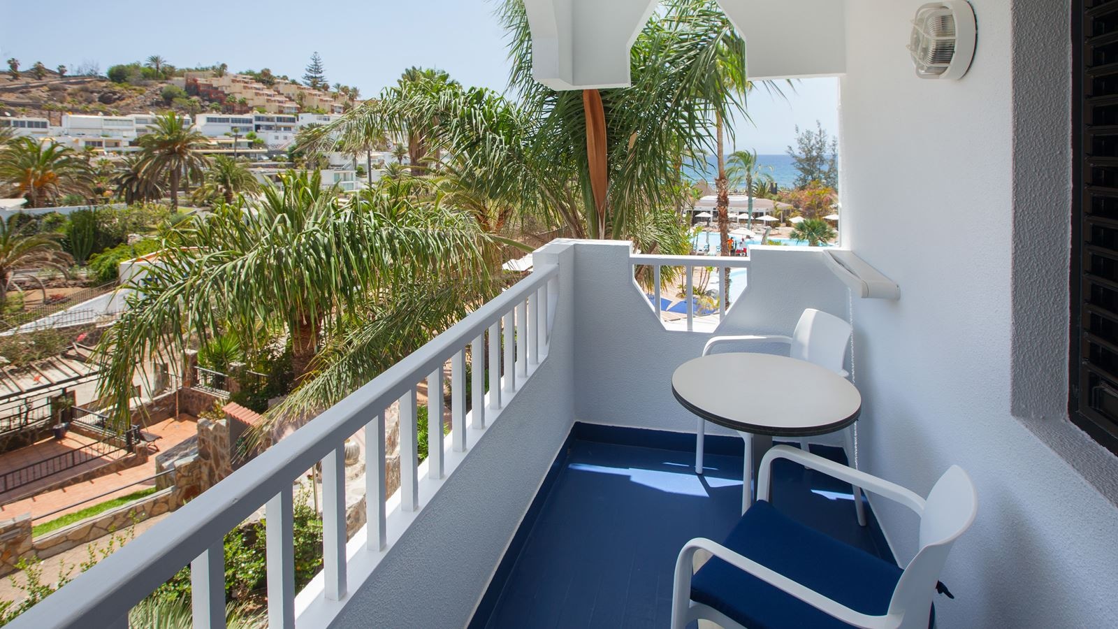 rooms-jus-junior-suite-with-balcony