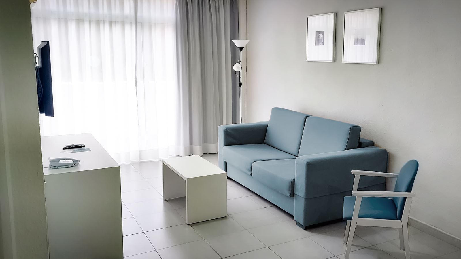 rooms-junior-suite-twin-standard-balconyj-or-terrace