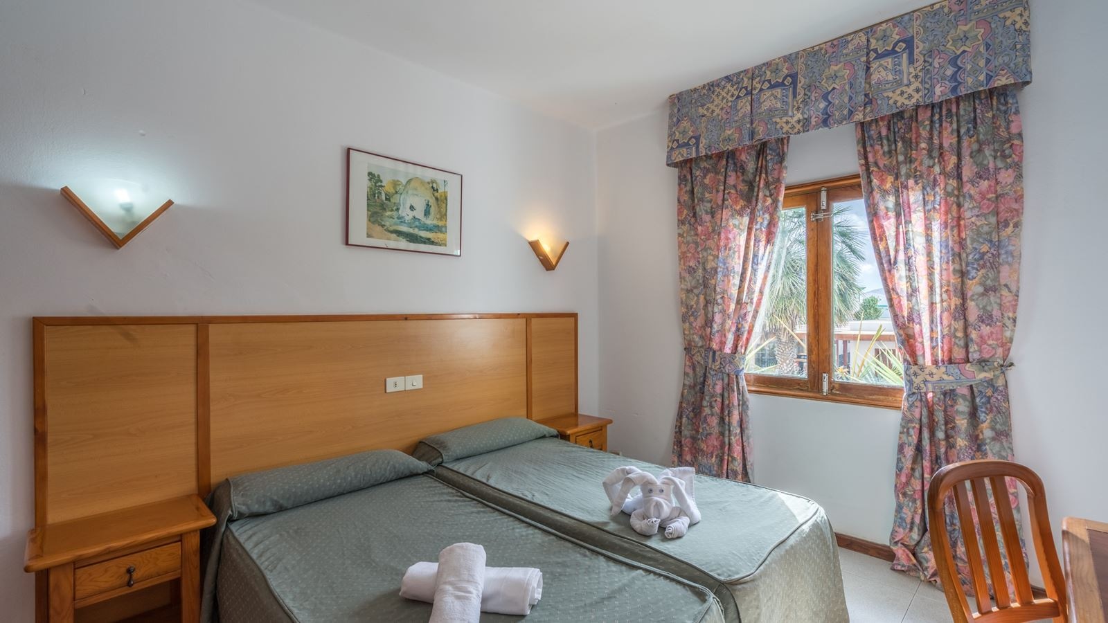 rooms-apartment-2-bedrooms