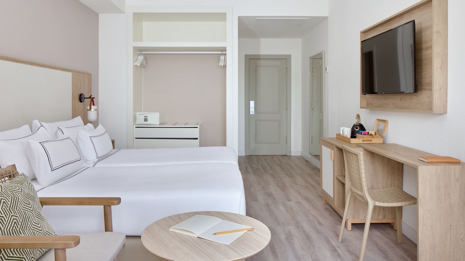 rooms-double-frontal-sea-view