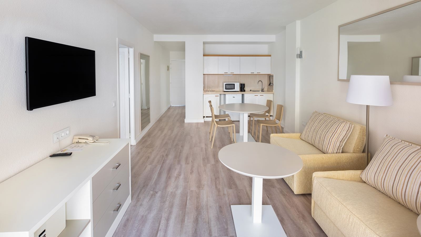 rooms-suite-1-bedroom