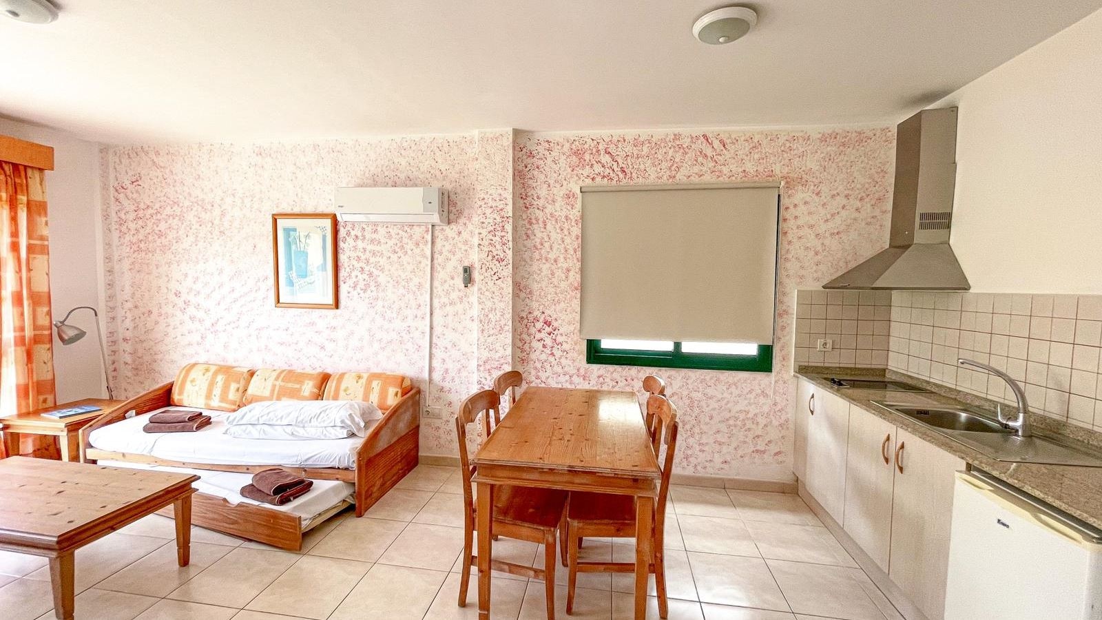 rooms-apartment-1-bedroom