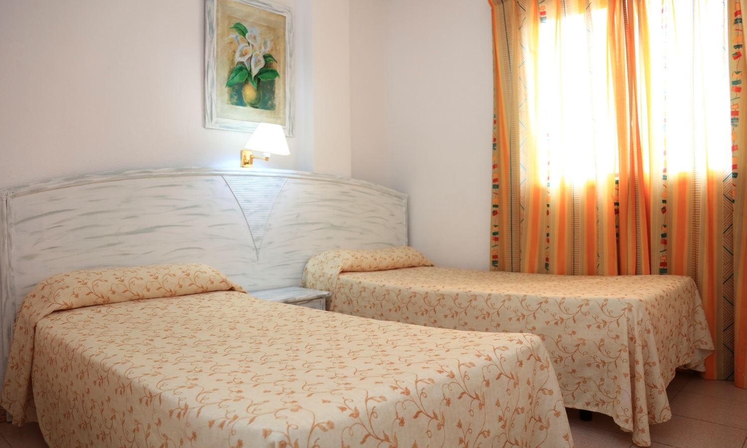 rooms-apartment-2-bedrooms