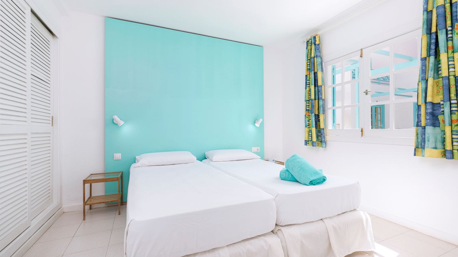 rooms-one-bedroom-suite-terrace