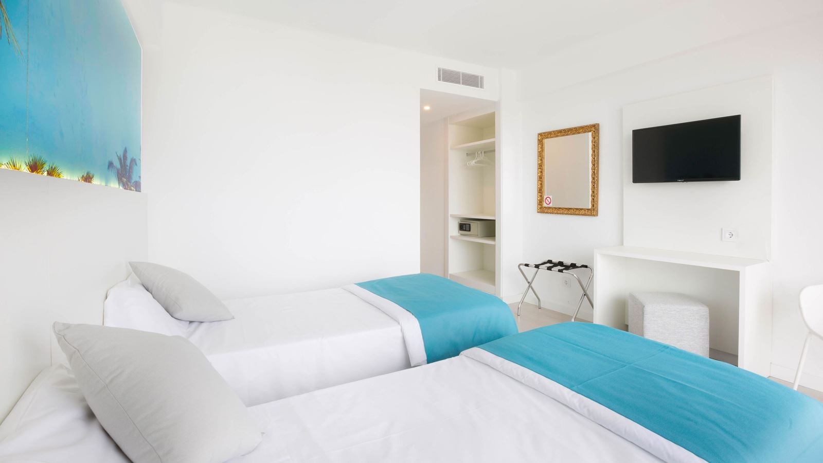 rooms-twin-room