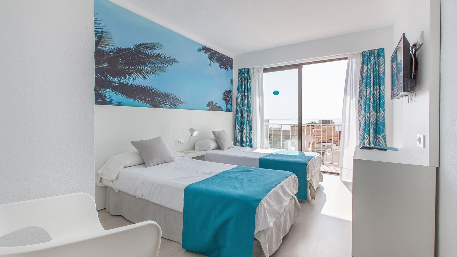 rooms-twin-room-sea-view