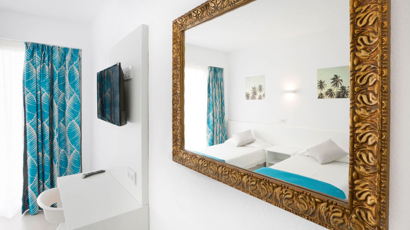 rooms-twin-room-sea-view