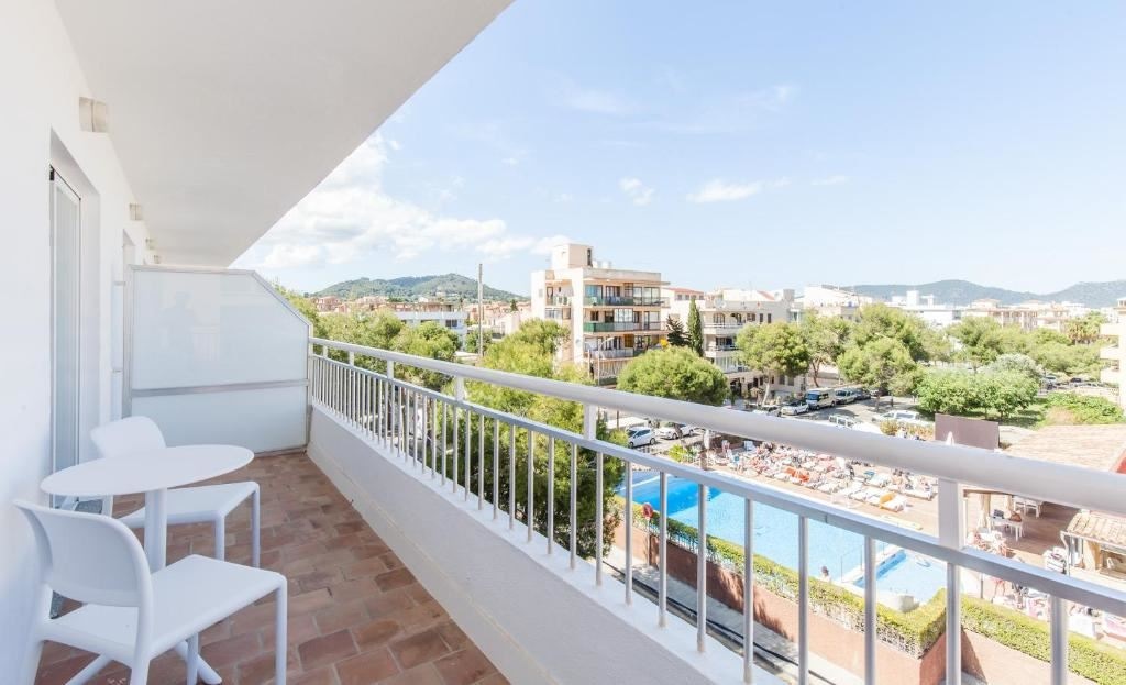 rooms-apartment-1-bedroom