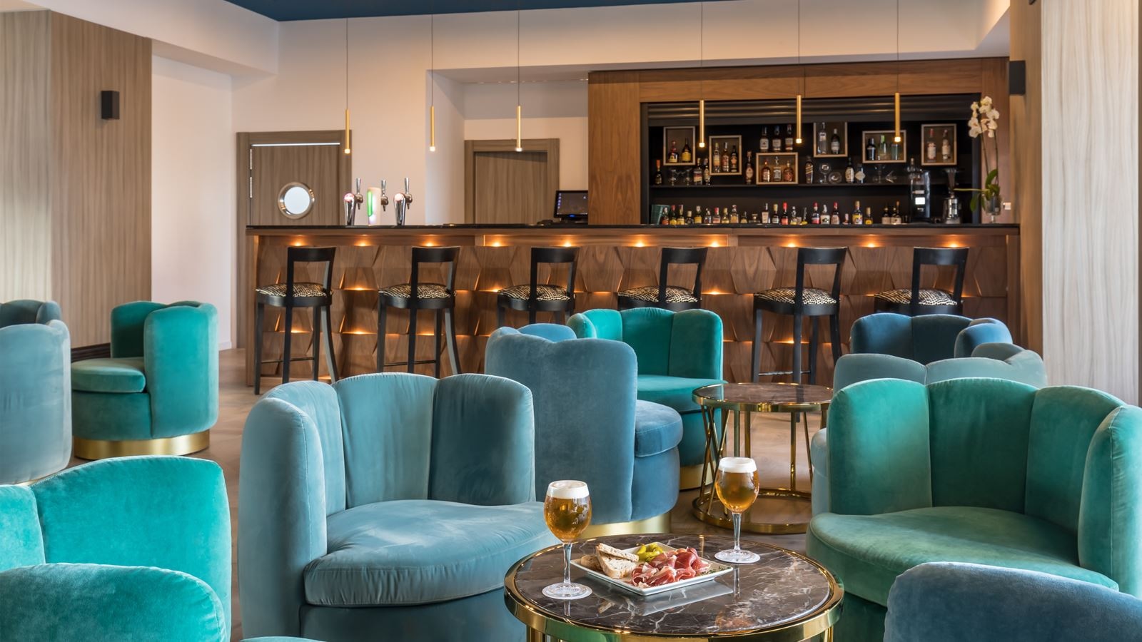 bars-lobby-bar
