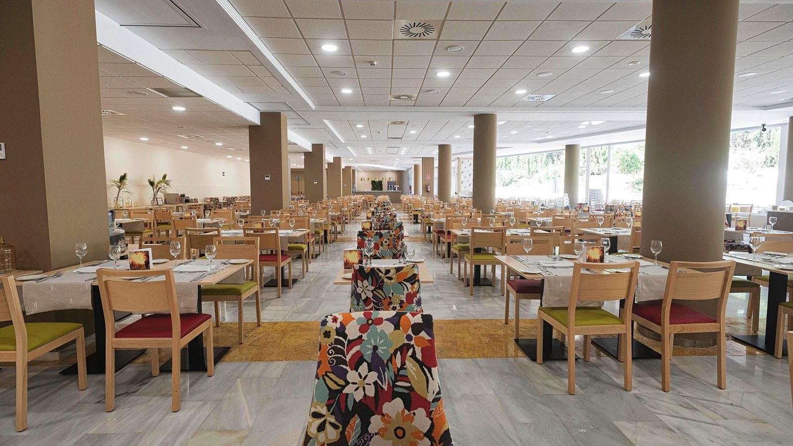 restaurants-main-restaurant