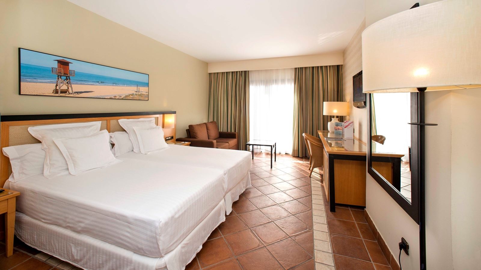 rooms-double-superior-pool-view-room