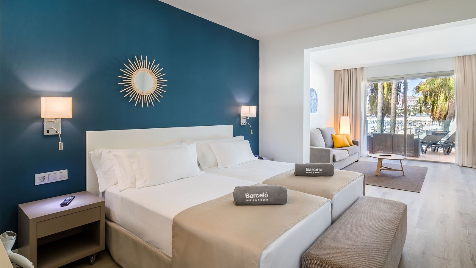 rooms-suite-deluxe-sea-view