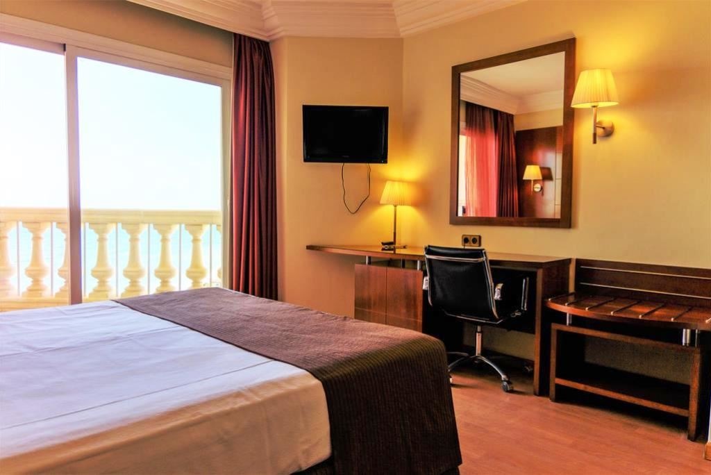 rooms-double-room-balcony-or-terrace