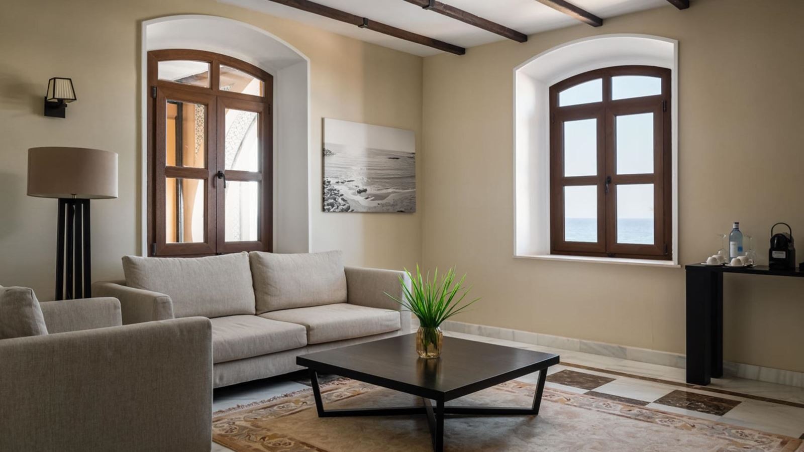 rooms-double-club-with-balcony-or-terrace