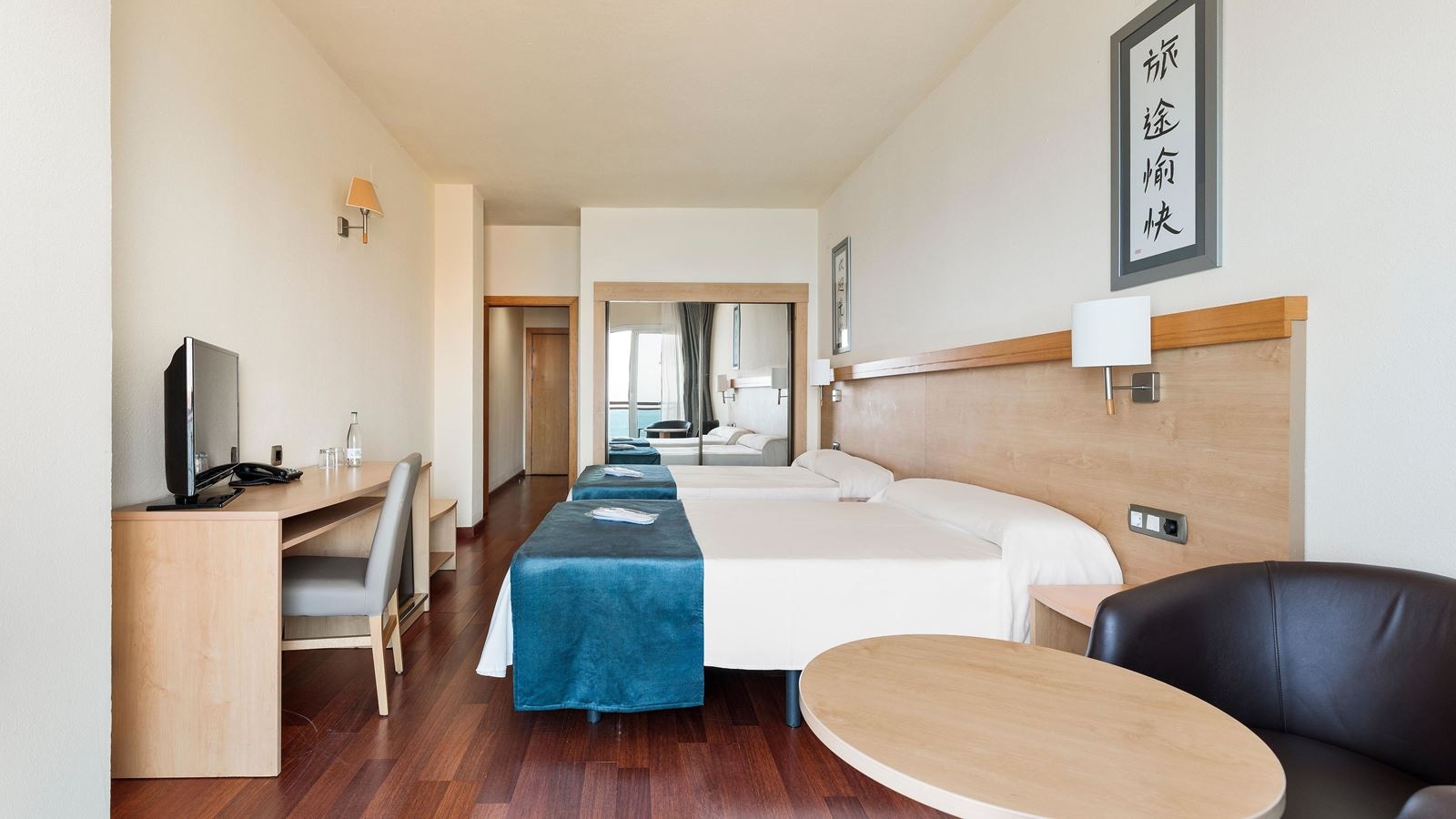 rooms-standard-room-balcony-or-terrace