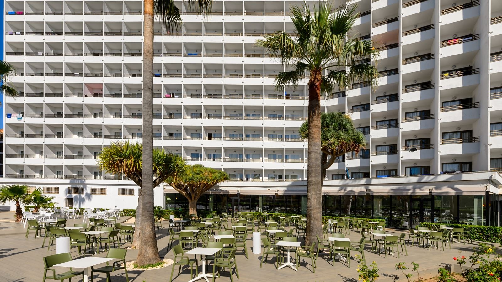 restaurants-breakfast-buffet