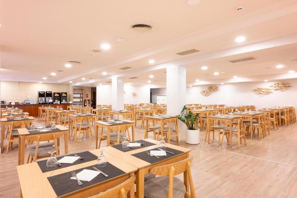 restaurants-main-restaurant