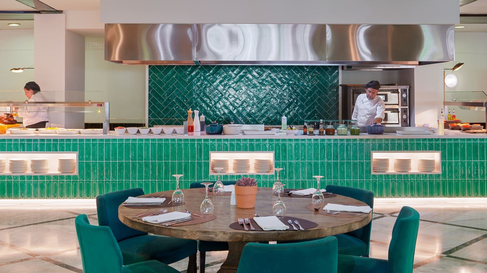 restaurants-restaurant