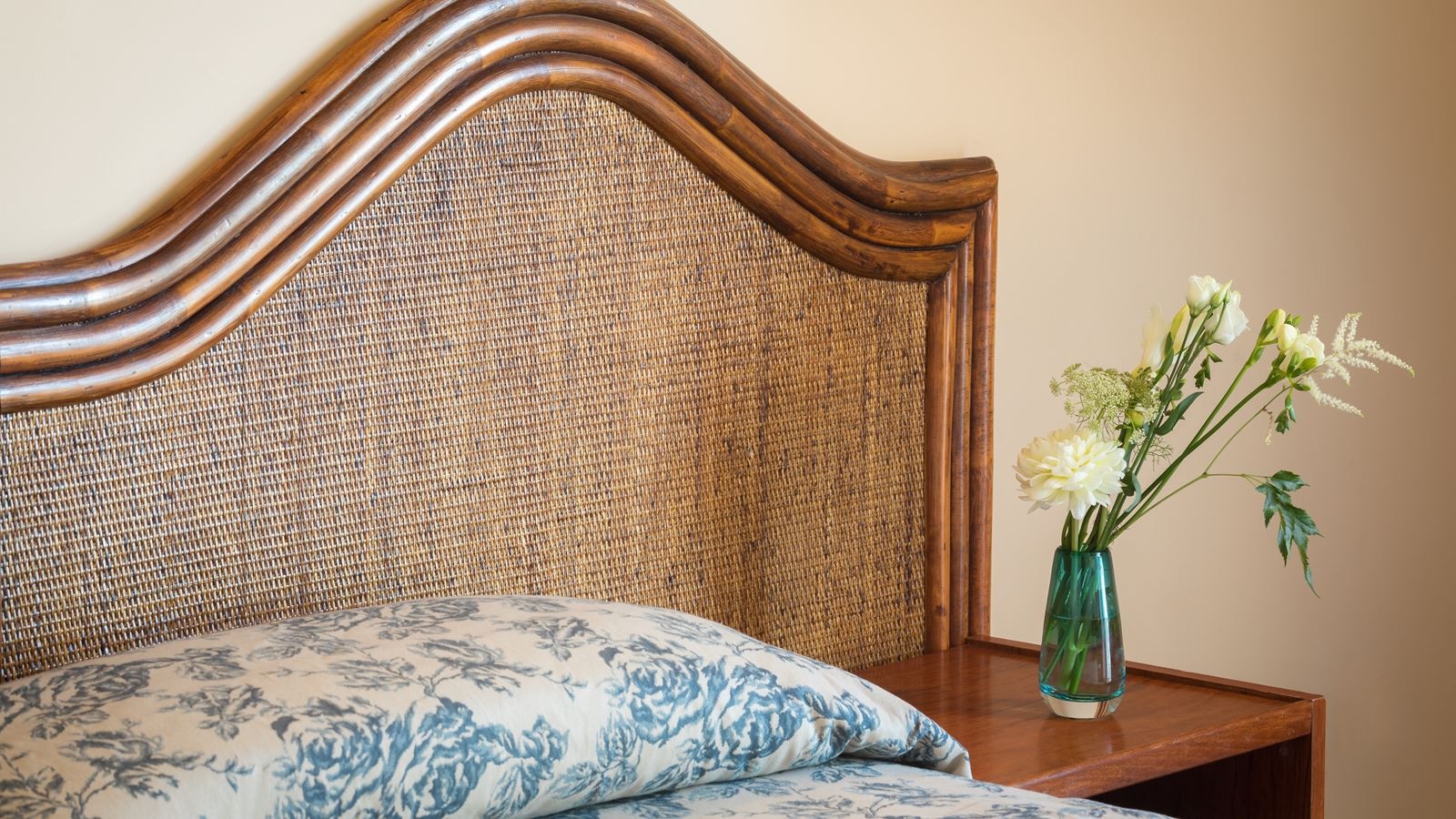 rooms-single-balcony-or-terrace