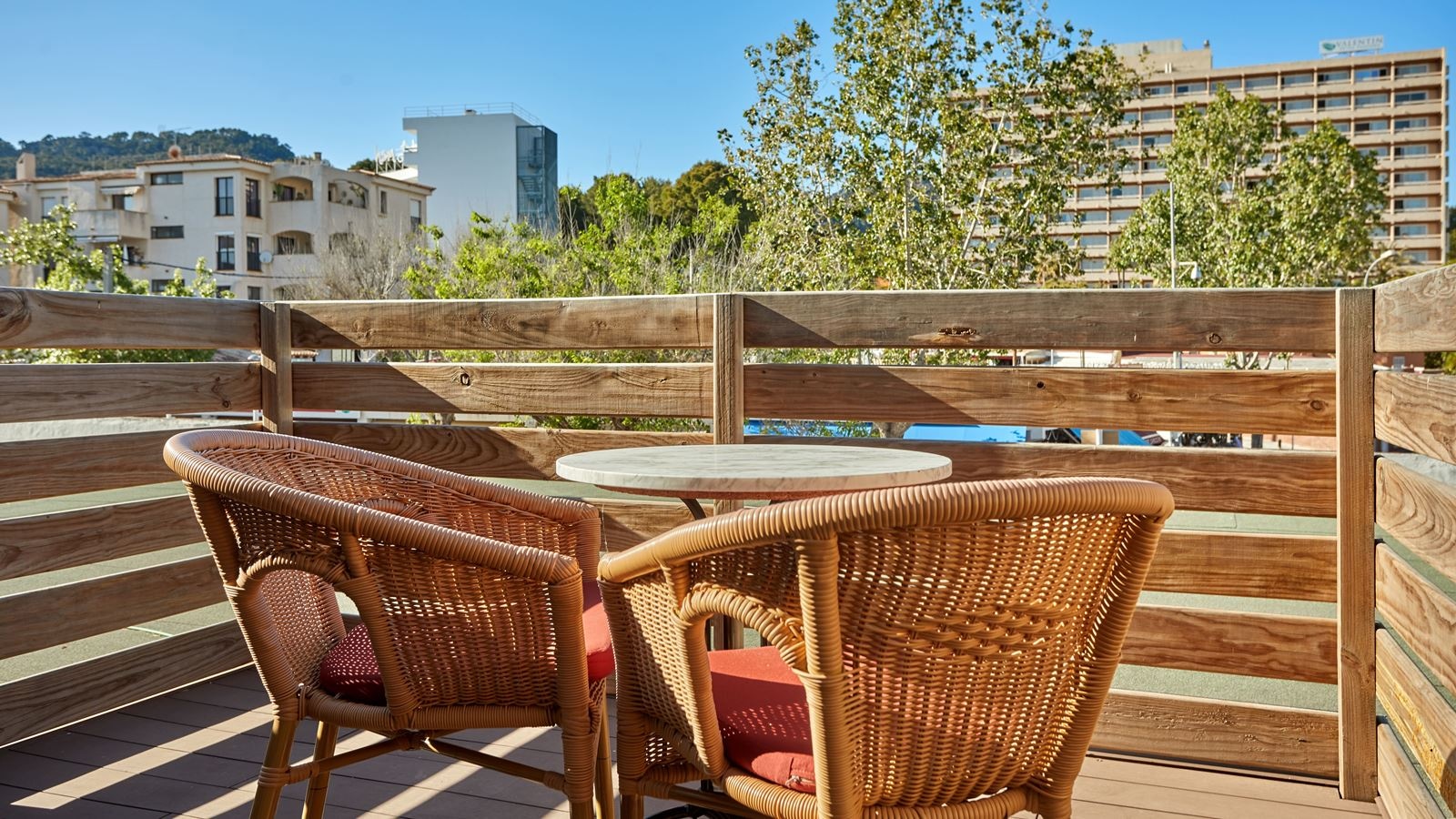 rooms-double-balcony-or-terrace