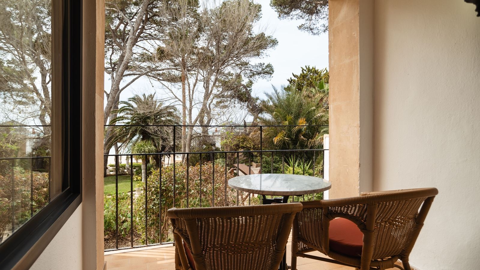 rooms-juior-suite-sea-view-front-preffered-club