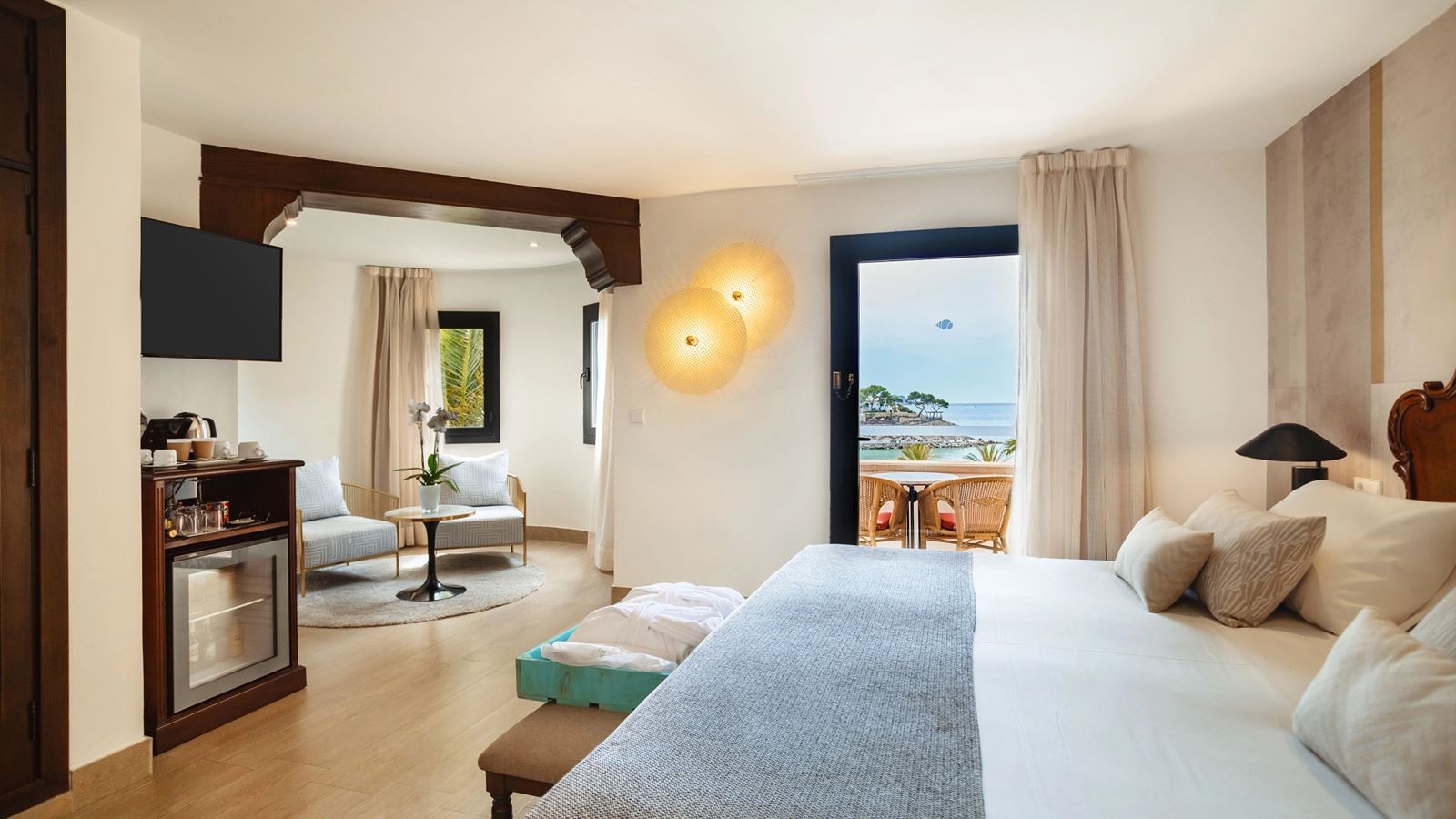 rooms-suite-sea-view-preffered-club