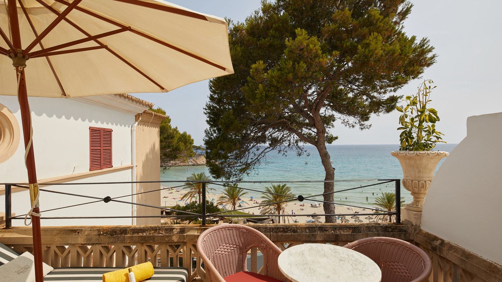 rooms-suite-sea-view-preffered-club