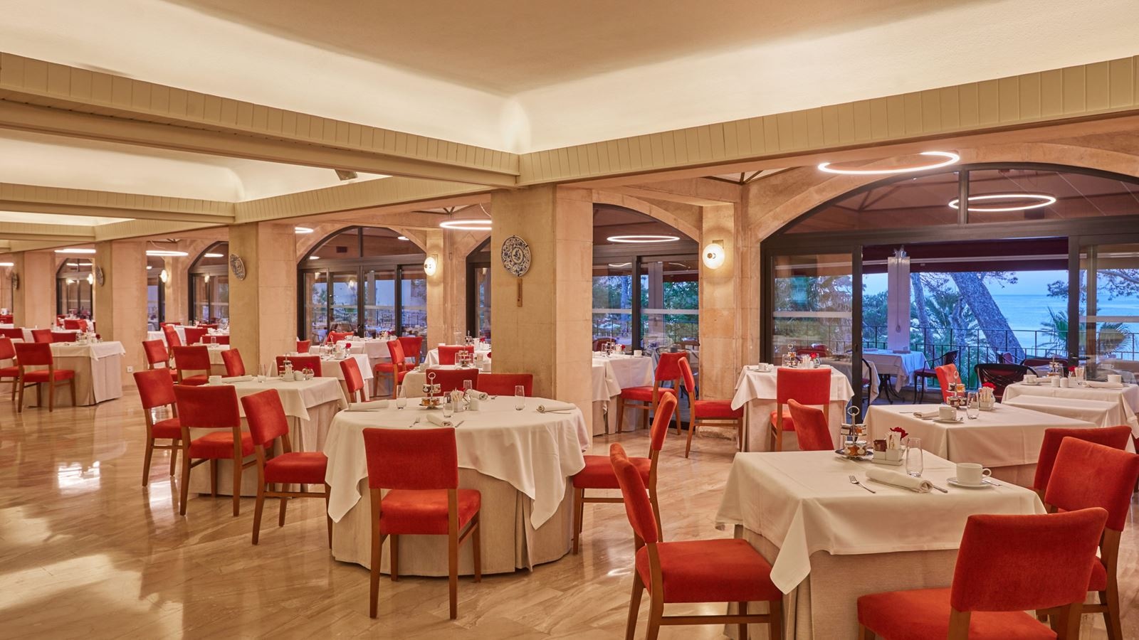 restaurants-world-café