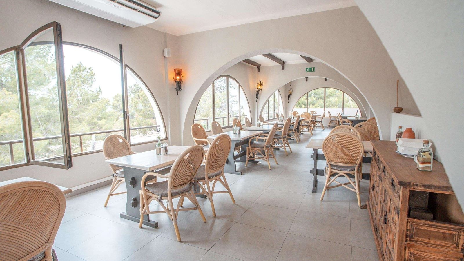 restaurants-restaurants