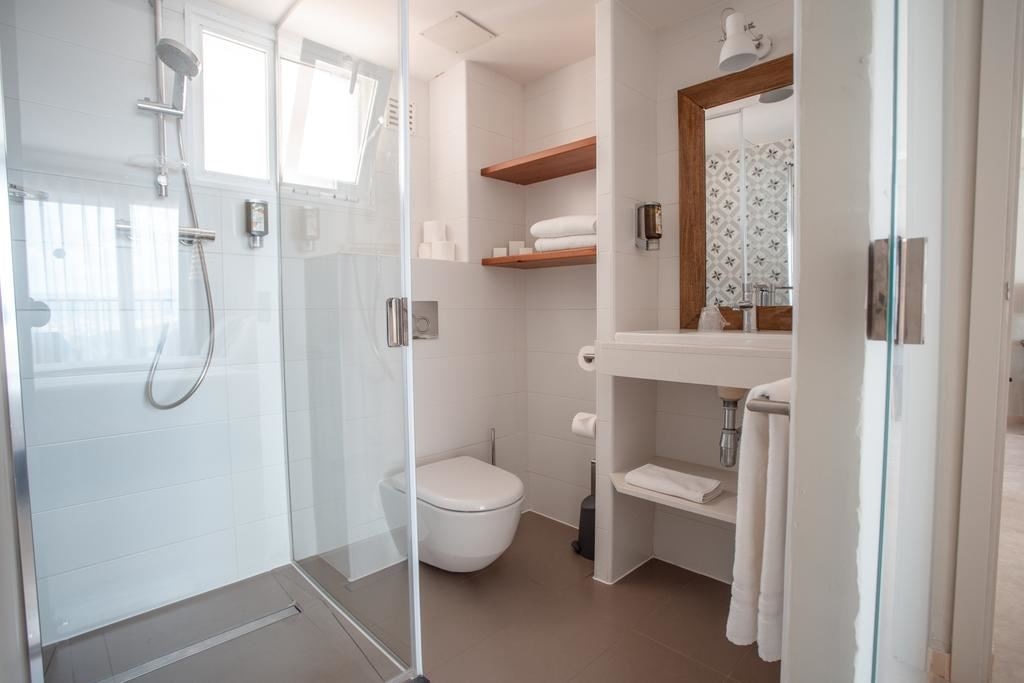 rooms-standard-garden-view-balcony-or-terrace