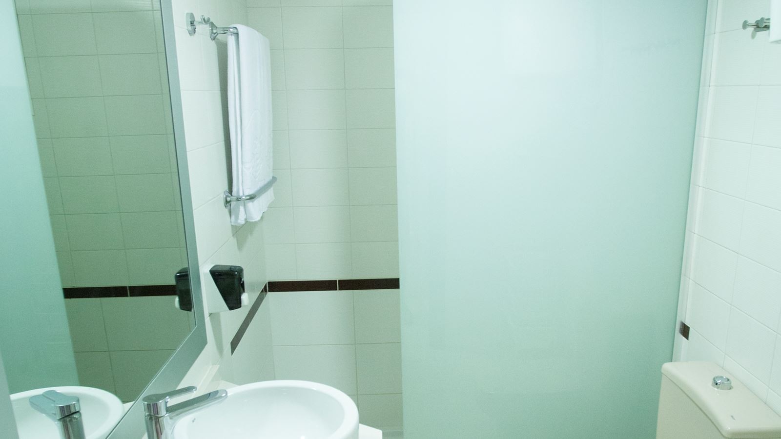 rooms-2-bedrooms-standard-apartment--balcony-or-terrace