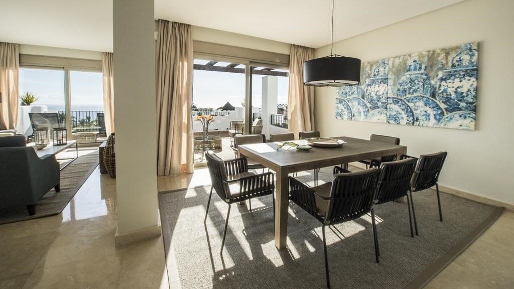 rooms-3-bedrooms-suite-sea-view