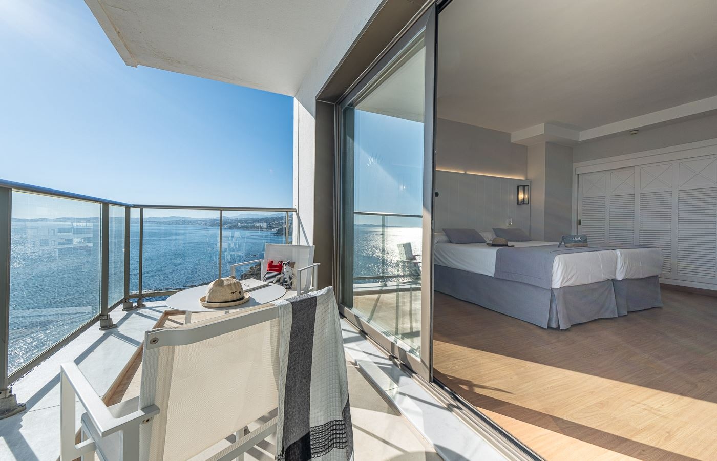 rooms-ds--superior-sea-view