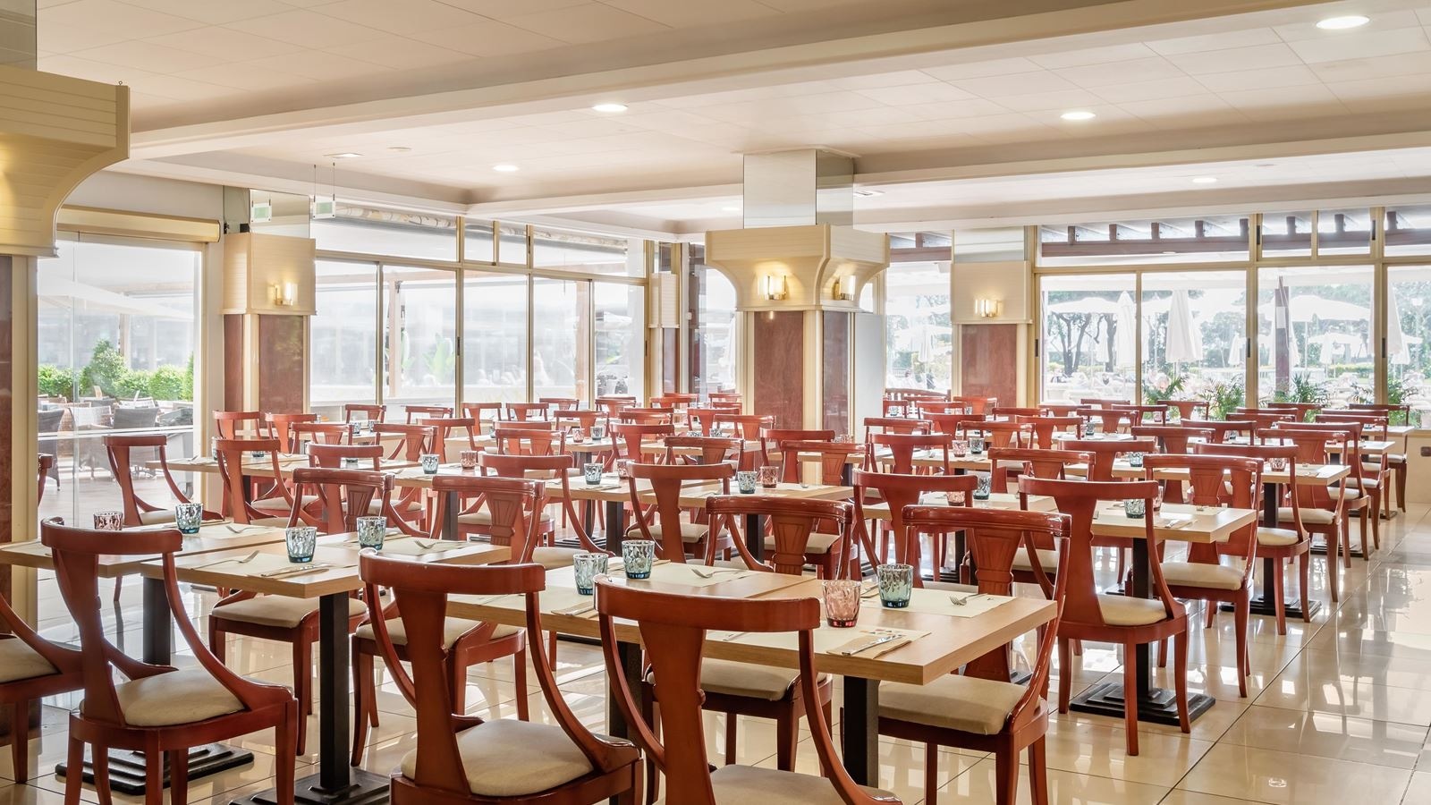 restaurants-main-restaurant