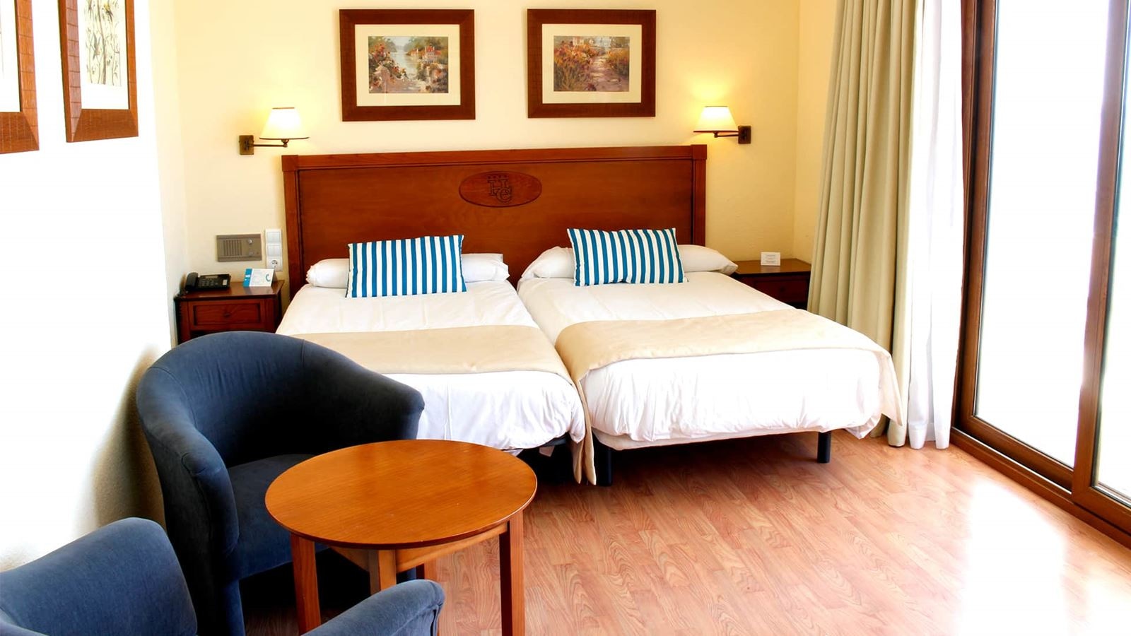 rooms-double-room-sea-view